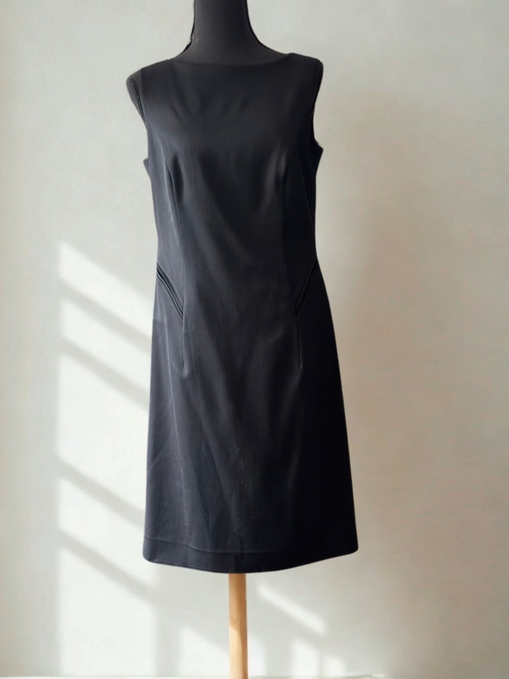 Escada Black Wool Sleeveless Midi Sheath Dress with Pocket Detail